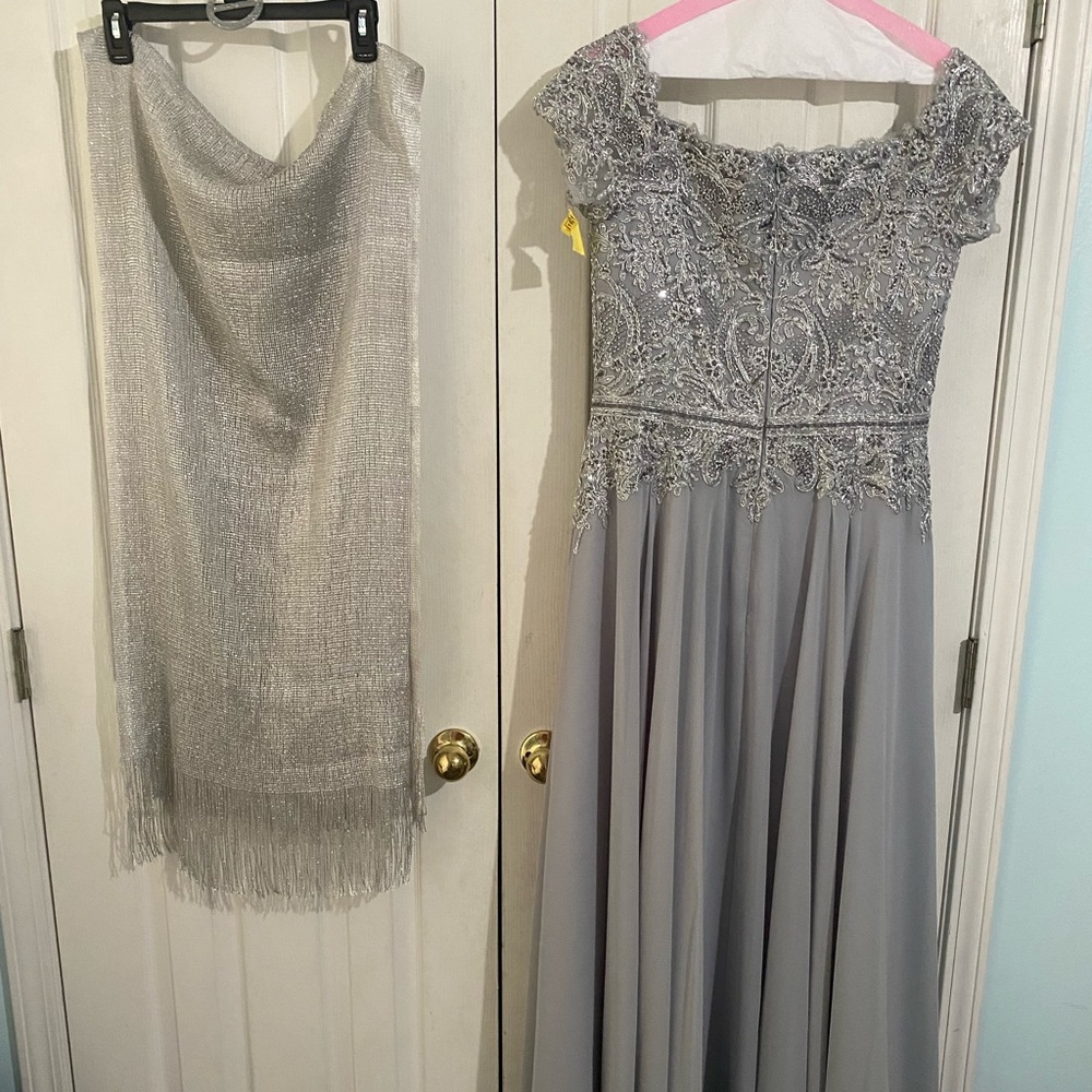 Formal gown/mother of the bride/groom